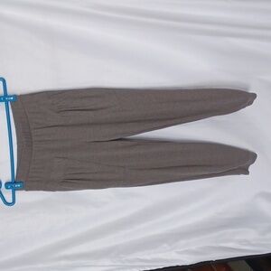 GRADE & GATHER knit fitted jogger in dark gray,  sz S